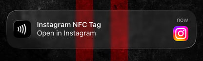 Leuchtender NFC Schlüsselanhänger - Glow in the dark Keychain für Social Media - Tippen zum öffnen - Cryo Signs