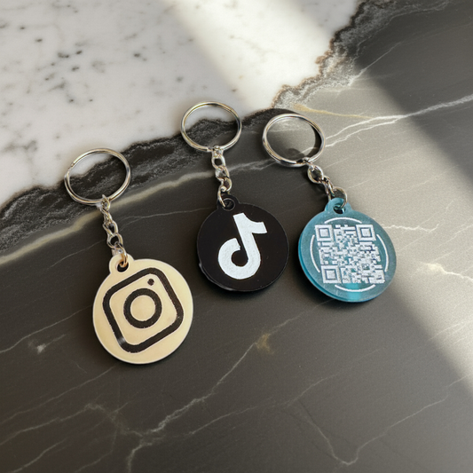 Individualisierbarer Schlüsselanhänger mit QR Code - Keychain für Social Media - Cryo Signs
